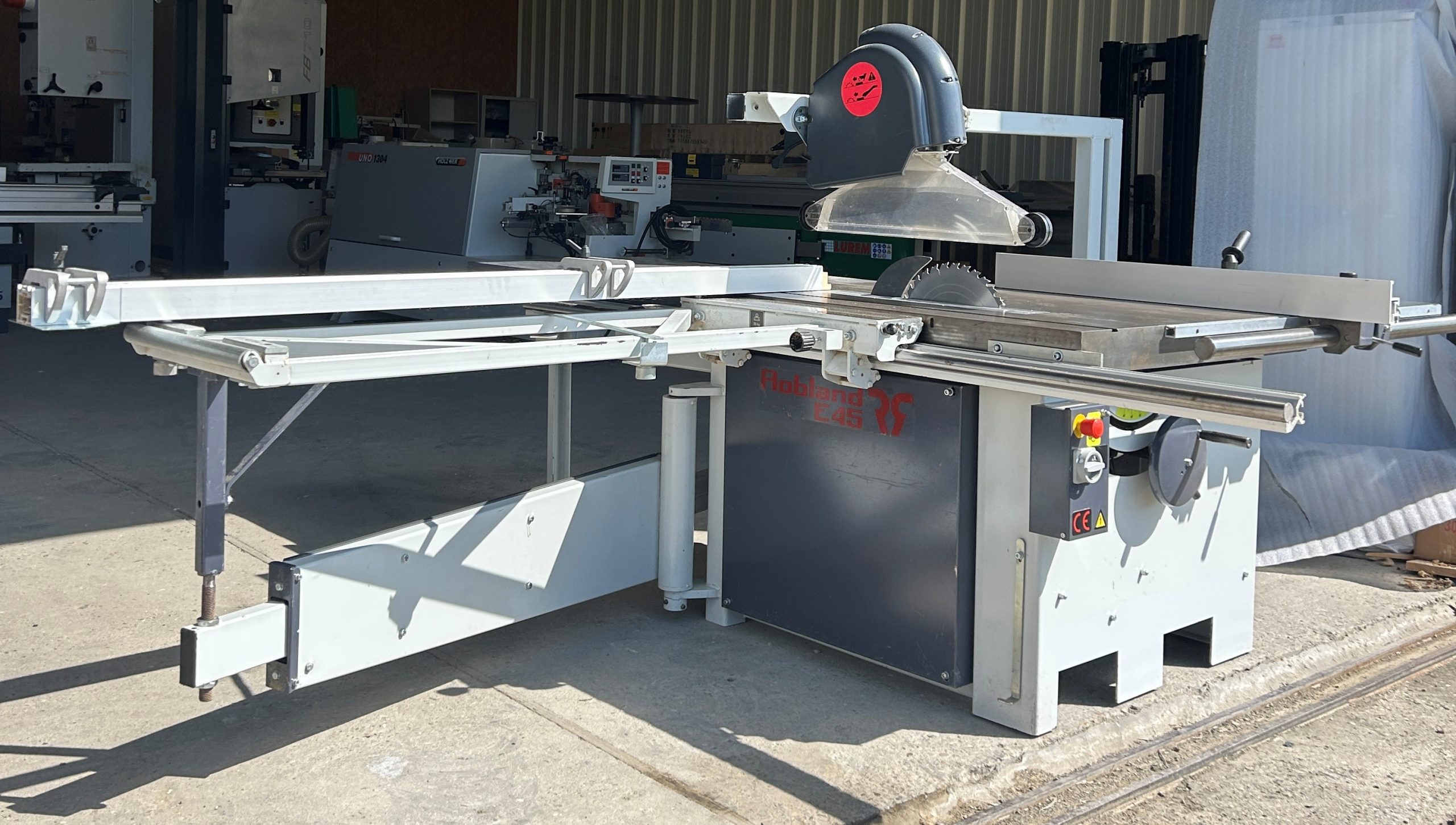 Scie à format Robland E45