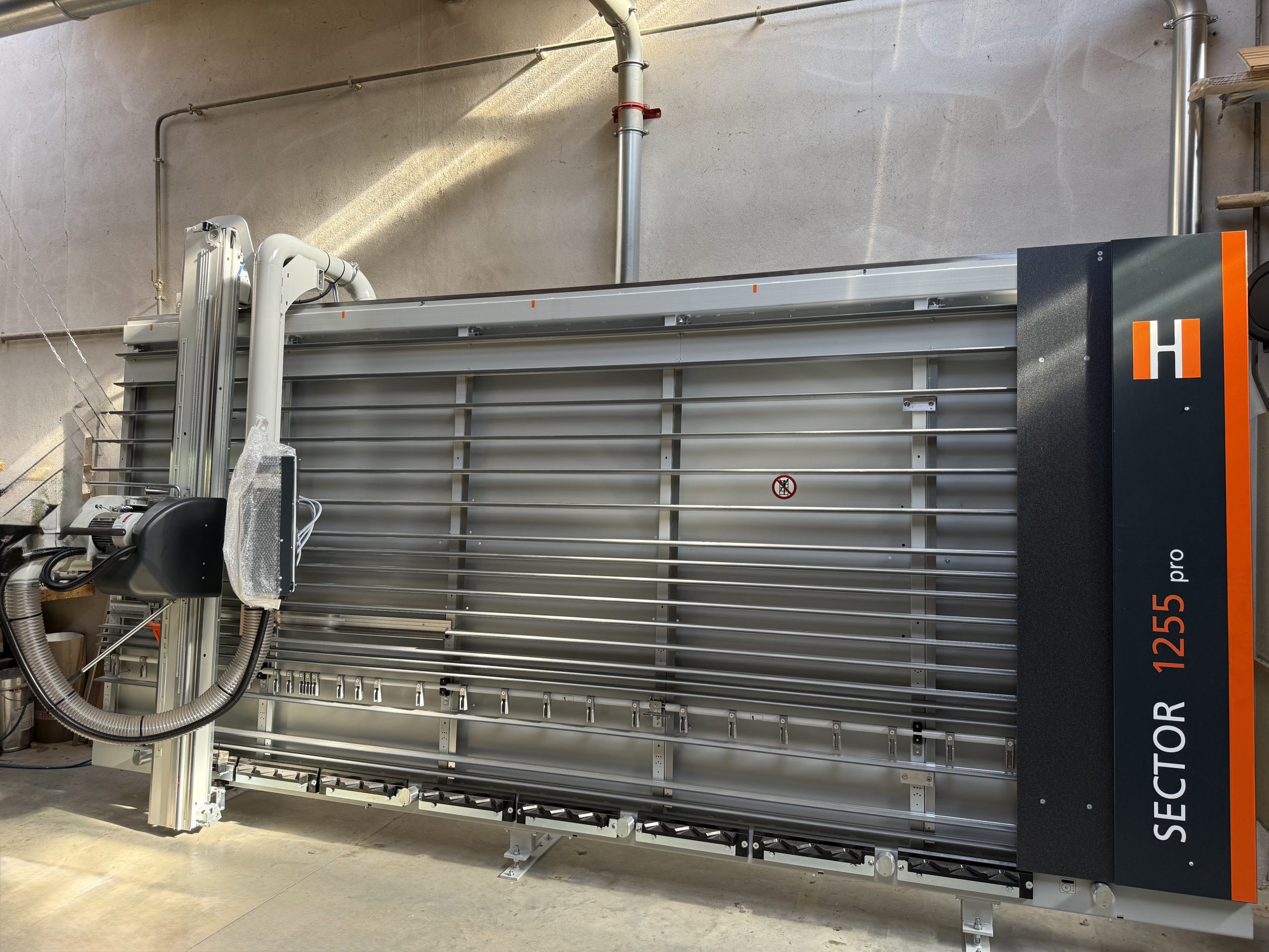 Nouvelle Installation : Scie Verticale HOLZHER Sector 1255 Pro